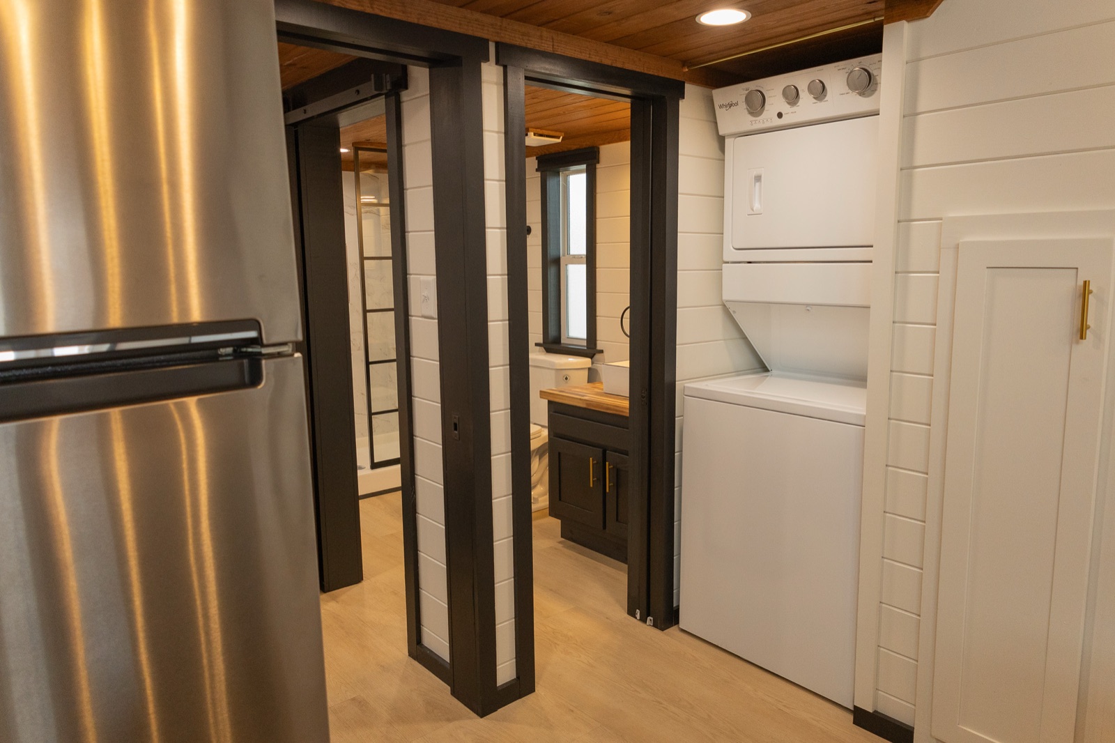 Kelsey 2.0 — Hallway & laundry view