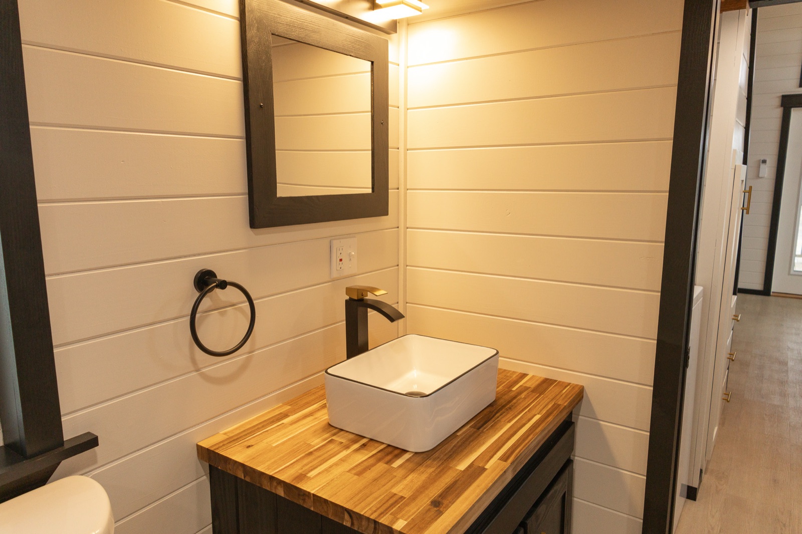 Kelsey 2.0 — Bathroom vanity