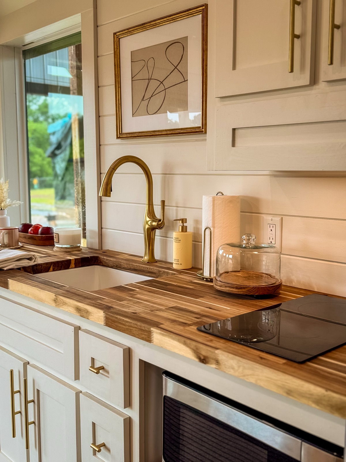 The Nest — Kitchen counter