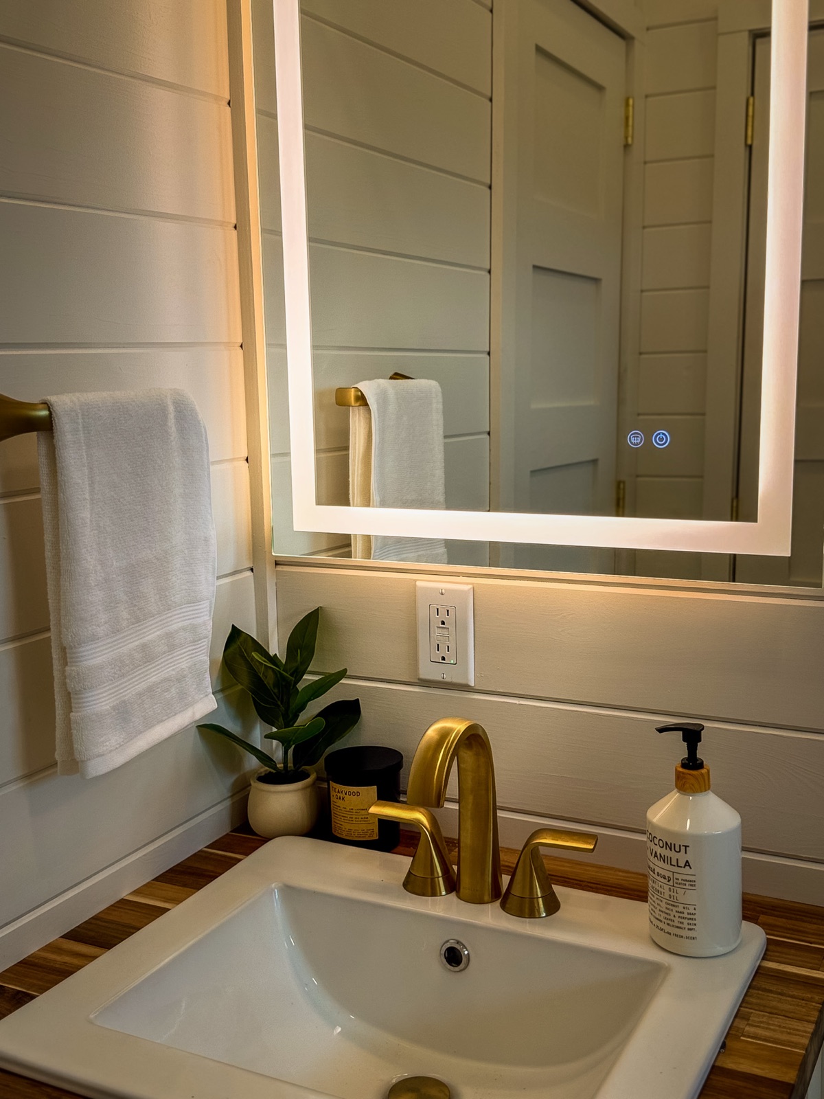 The Nest — Bathroom vanity
